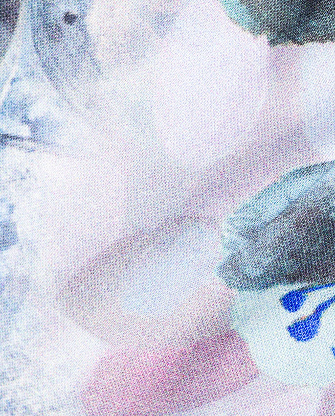 Ama Fina flowers blue